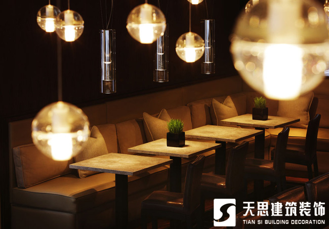 <a href=//csfgw.cn/anli/ target=_blank class=infotextkey>合肥工装</a>公司